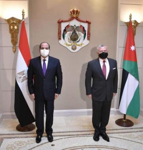   التقى السيد الرئيس عبد الفتاح السيسي اليوم بقصر بسمان بالعاصمة الأردنية عمان مع جلالة الملك عبدالله الثاني بن الحسين، ملك المملكة الأردنية الهاشمية".