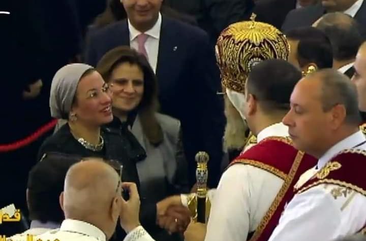 وزيرة البيئة تهنئ البابا تواضروس والأخوة الأقباط بعيد الميلاد المجيد