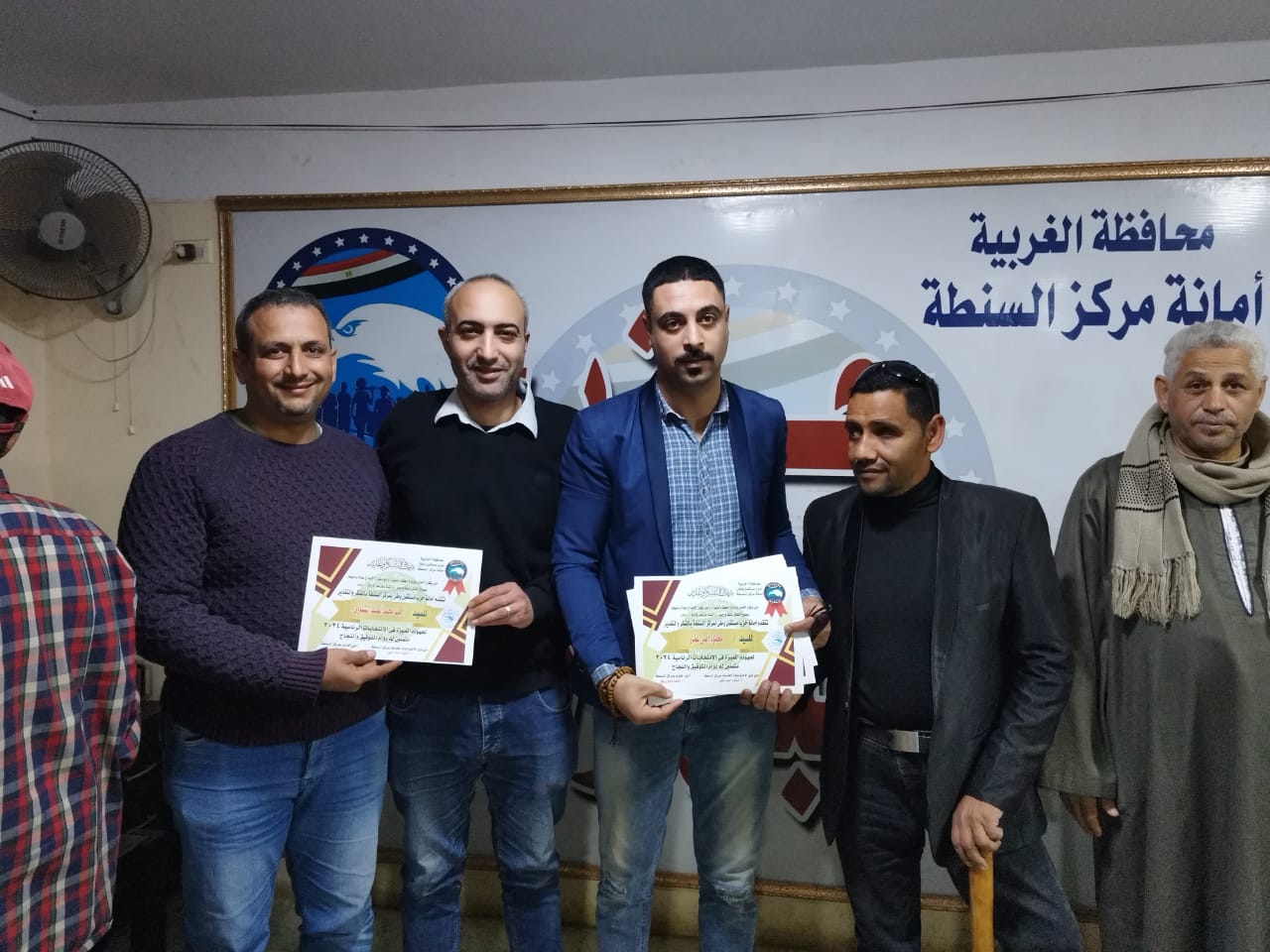 بالصور مستقبل وطن يكرم عددا من أمانة ذوي الإحتياجات الخاصة للمشاركة في إنتخابات رئاسة الجمهورية…