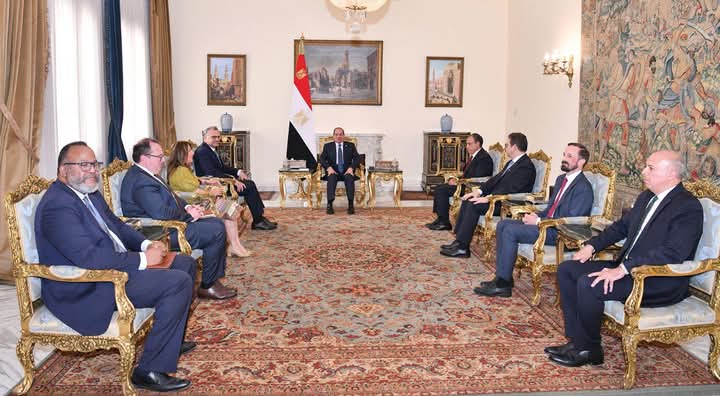 استقبل الرئيس السيسي اليوم كبير مستشاري الرئيس الأمريكي للشئون العربية