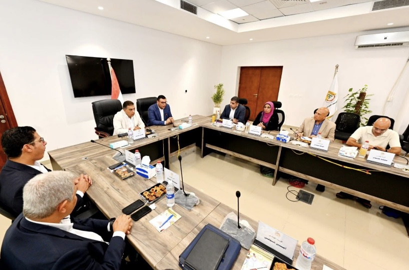 وزير الإسكان ومحافظ الدقهلية يتابعان سير العمل بمنظومتي مياه الشرب والصرف الصحي والمشروعات الجاري تنفيذها بالمحافظة…