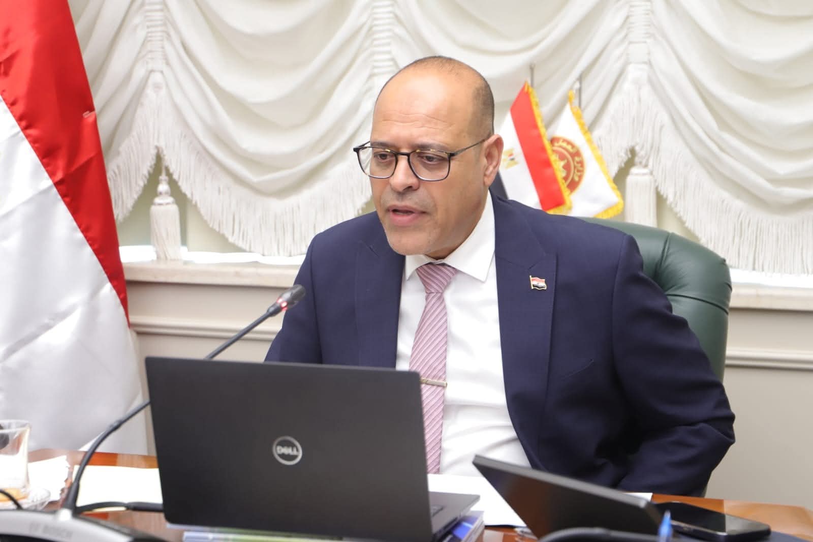 وزير العمل: الخميس المقبل إجازة رسمية مدفوعة الأجر للعاملين بالقطاع الخاص بمناسبة ذكرى المولد النبوي الشريف