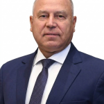 وزير النقل يبحث مع سفير تنزانيا تعزيز التعاون في النقل البحري وإنشاء مشروعات لوجستية مشتركة