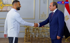 الرئيس السيسي يستقبل بعثة المنتخب الوطني بمدينة العلمين ويكرّم أبطال كأس العالم 2026 10 1783772929314